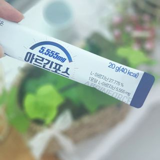 자연에온 아르긴포스 L-아르기닌 5555mg 스틱 15개입 1박스 — 4.5점을 준 리뷰어가 2021년 7월 올린 사용 사진