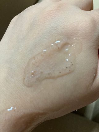 벨먼 내추럴스파 수분광채 스크럽 바디워시 600ml 5종 — 5점을 준 리뷰어가 2022년 5월 올린 사용 사진