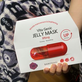 바노바기 코스메틱 바노바기 비타제닉 젤리마스크 리프팅 (10매입) — 5점을 준 리뷰어가 2023년 5월 올린 사용 사진