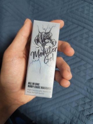 [바록스] 류현진 올인원 바디릴렉싱 몬스터겔 50ml — 5점을 준 리뷰어가 2021년 3월 올린 사용 사진