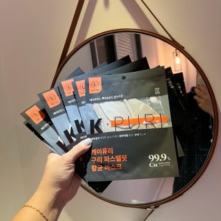 [케이퓨리] 케이퓨리 항균 구리마스크 15매 (대형/중형/키즈) — 5점을 준 리뷰어가 2022년 12월 올린 사용 사진