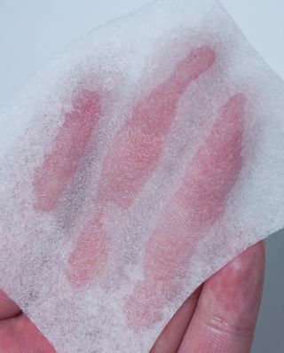 [후르디아] 눈시림없는 올영 립앤아이 리무버 — 5점을 준 리뷰어가 2024년 5월 올린 사용 사진