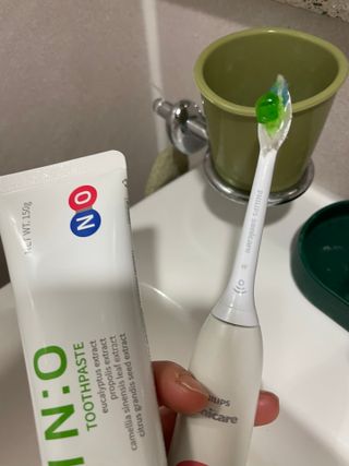 프리마인 유해균 뿐만 아니라 유익균까지 씻어내는 치약은 그만, 건강한 구강환경을 만드는 덴탈엔오 — 5점을 준 리뷰어가 2023년 4월 올린 사용 사진