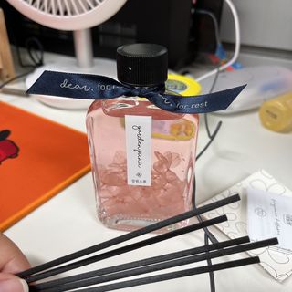 디어포레스트 쁘띠 플라워 디퓨저 시리즈 — 4점을 준 리뷰어가 2022년 8월 올린 사용 사진