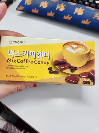 (주) 피치코리아 믹스커피캔디76g x2개입 — 4점을 준 리뷰어가 2022년 11월 올린 사용 사진