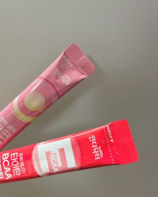 인디닥터 면역 생생 핑크 이뮨 젤리 + 타이탄 BCAA 프로틴 젤리스틱 — 5점을 준 리뷰어가 2022년 5월 올린 사용 사진