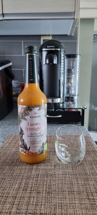 H365 [Kaskein Luomutyrniglögi] 핀란드 전통 무알콜 멀드와인 시벅톤 글로기 — 5점을 준 리뷰어가 2021년 4월 올린 사용 사진
