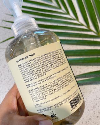 빅그린 안티 헤어로스 탈모 카렌듈라 바이옴 샴푸 500ml (지성두피용) — 5점을 준 리뷰어가 2022년 8월 올린 사용 사진