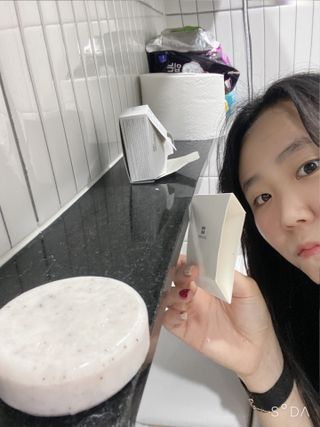리더스코스메틱 리더스 밀크 밸런싱  마스크  솝 — 4점을 준 리뷰어가 2021년 12월 올린 사용 사진