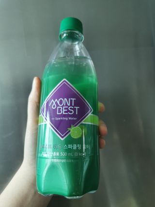 몽베스트 Montbest with Sparkling water Lime20병 — 5점을 준 리뷰어가 2021년 10월 올린 사용 사진