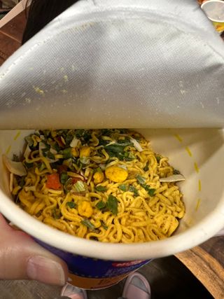 NISSIN 닛신 컵누들  4종 - 씨푸드오리지날, 씨푸드 스파이시, 씨푸드 커리, 씨푸드 XO소스 — 4.5점을 준 리뷰어가 2022년 4월 올린 사용 사진