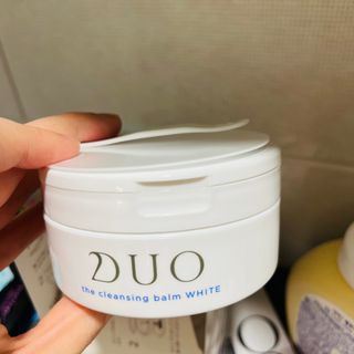듀오코리아 [듀오] 피부맞춤형 저자극 클렌징밤 1종 랜덤발송 (모공케어,안색개선,안티에이징,블랙헤드) — 2.5점을 준 리뷰어가 2022년 5월 올린 사용 사진