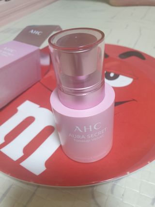 AHC 아우라 시크릿 톤업 벨벳 — 5점을 준 리뷰어가 2021년 4월 올린 사용 사진