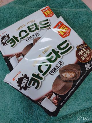롯데제과 까망카스타드 더블초코 — 5점을 준 리뷰어가 2021년 5월 올린 사용 사진