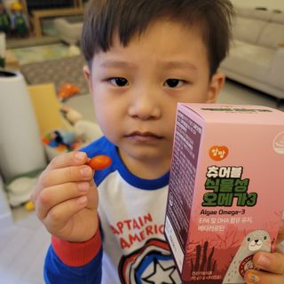 앙팡 츄어블 식물성 오메가3 1000mg x 80캡슐 — 5점을 준 리뷰어가 2022년 10월 올린 사용 사진