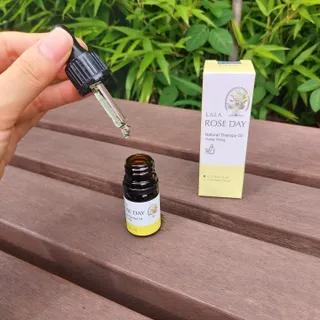 라라로즈데이 시즌2 천연 아로마오일 Y존 케어 속옷향수 이너퍼퓸 5ml  여성의 자존감을 UP시키자 — 5점을 준 리뷰어가 2021년 8월 올린 사용 사진