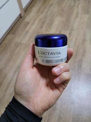록타비아 Artisan Complete Face Cream — 5점을 준 리뷰어가 2023년 10월 올린 사용 사진