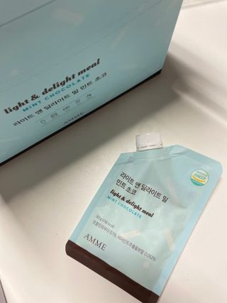 아므_이너뷰티 라이트 앤 딜라이트 밀 민트 초코 — 3.5점을 준 리뷰어가 2021년 8월 올린 사용 사진