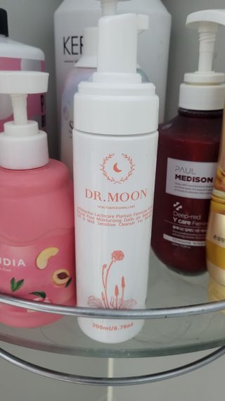 MF프리 [닥터문] 유산균 락토케어 질경초 여성청결제 200ml (폼타입) — 5점을 준 리뷰어가 2022년 6월 올린 사용 사진
