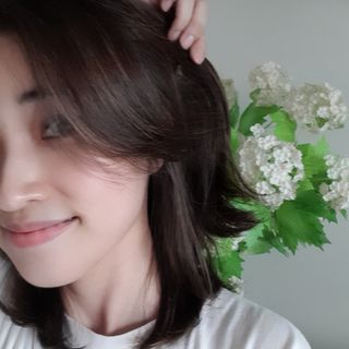 썸헤어 / SUMHAIR 썸헤어 데미지 클리닉 샴푸+트리트먼트 네롤리&민트티 — 4점을 준 리뷰어가 2021년 6월 올린 사용 사진