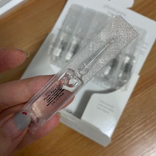 유니베르소 산소앰플 7일 집중케어 앰플 — 4점을 준 리뷰어가 2021년 8월 올린 사용 사진