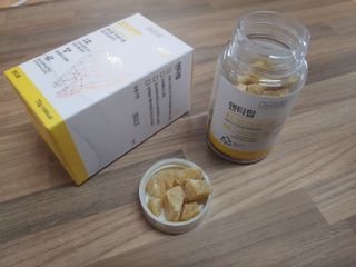 작심연구소 구취제거+충치예방+치아화이트닝 마법의 캔디 덴티팝3종(맛 랜덤 발송) — 4점을 준 리뷰어가 2022년 6월 올린 사용 사진