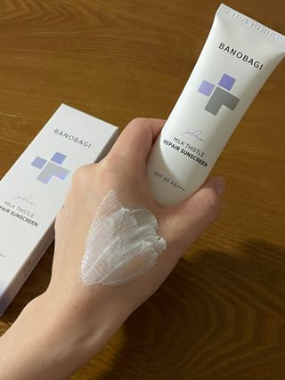 바노바기 코스메틱 바노바기 밀크씨슬 리페어 시카 선스크린 플러스 50ml — 5점을 준 리뷰어가 2023년 3월 올린 사용 사진