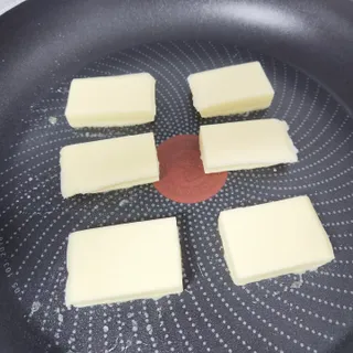 앙투어솔레 아일랜드 구워먹는 치즈 100 자연 치즈 와인안주 300g(100g x 3팩) — 5점을 준 리뷰어가 2022년 10월 올린 사용 사진