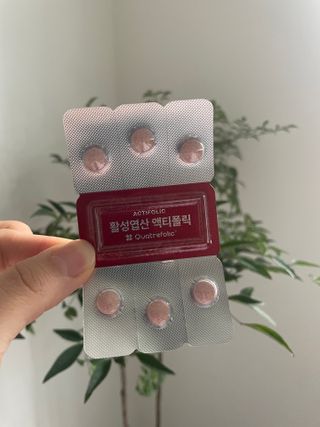 [리노브] 4세대 활성엽산 액티폴릭 270mg x 30정 — 4점을 준 리뷰어가 2022년 10월 올린 사용 사진