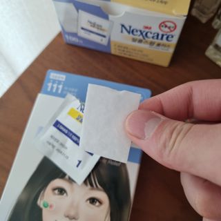 3M 넥스케어 블레미쉬 여드름패치 릴리프 111매(짜기 전 케어) +알코올스왑 증정 — 5점을 준 리뷰어가 2024년 6월 올린 사용 사진