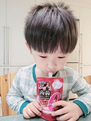 ORIHIRO 오리히로 곤약젤리 제로칼로리 130g 4종 4팩(맛별로 1팩씩) — 5점을 준 리뷰어가 2022년 12월 올린 사용 사진