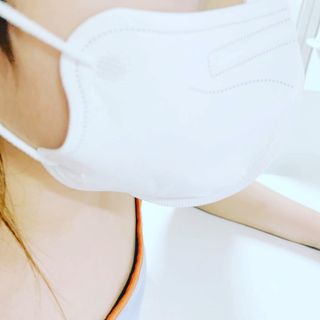 아토팜 블라블라 황사방역 마스크 KF94 — 4점을 준 리뷰어가 2021년 9월 올린 사용 사진