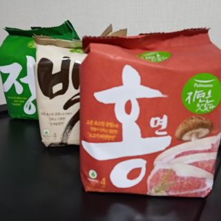 [풀무원] 자연은맛있다 정면, 백면, 홍면  세트 — 5점을 준 리뷰어가 2021년 4월 올린 사용 사진