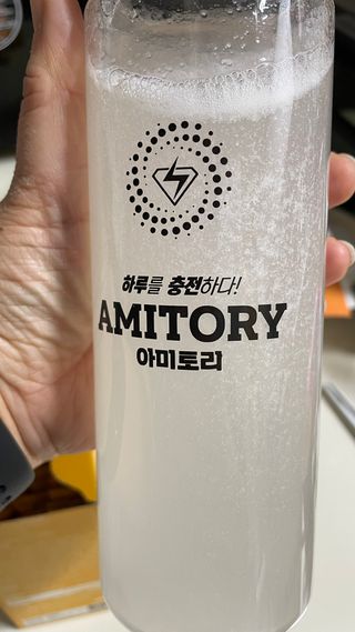 주식회사 씨크릿비에프랩 마시는 아미노산 아미토리 열대과일맛 14포 [1포, 5g / 보틀증정] — 4점을 준 리뷰어가 2023년 1월 올린 사용 사진