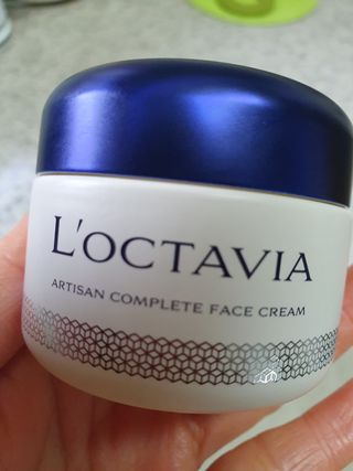 록타비아 Artisan Complete Face Cream — 5점을 준 리뷰어가 2024년 3월 올린 사용 사진