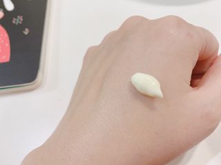 mom e 맘이 내추럴 베이비 케어 샴푸앤바스+로션 — 4.5점을 준 리뷰어가 2021년 1월 올린 사용 사진