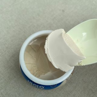 매일바이오 그릭요거트 오리지널 플레인 4개, 로스터리 커피믹스 4개 — 4점을 준 리뷰어가 2021년 12월 올린 사용 사진