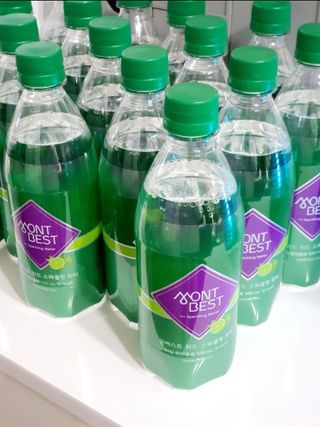 몽베스트 Montbest with Sparkling water Lime20병 — 5점을 준 리뷰어가 2021년 10월 올린 사용 사진