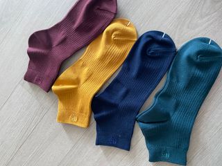 [사이즈가 있는 양말 필로이] 남/여 골지 발목 양말 4족 세트 남【S, M, L, XL】여【S, M, L】_컬러 랜덤 — 5점을 준 리뷰어가 2022년 6월 올린 사용 사진