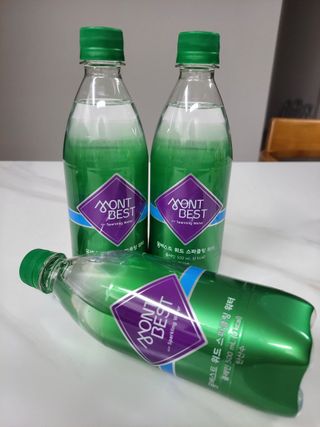 몽베스트 Montbest with Sparkling water Plain 20병 — 5점을 준 리뷰어가 2022년 6월 올린 사용 사진