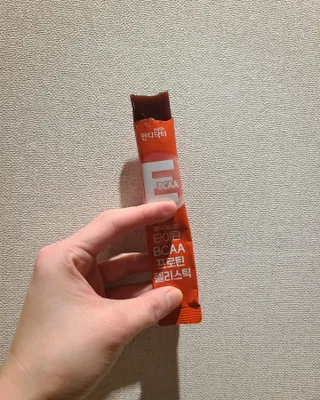 인디닥터 면역 생생 핑크 이뮨 젤리 + 타이탄 BCAA 프로틴 젤리스틱 — 5점을 준 리뷰어가 2022년 3월 올린 사용 사진