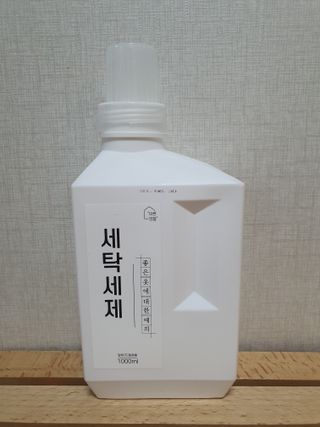 (주)바른양품 바른양품 친환경 세탁세제 1L — 5점을 준 리뷰어가 2022년 1월 올린 사용 사진