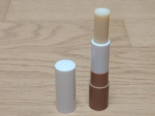 더사가오브수 [사가수] 효혜윤 보태니컬 에너지 에센스인로션 20ml /아이포올 스틱 3g — 5점을 준 리뷰어가 2023년 2월 올린 사용 사진