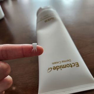 에이치투오랩 엑토마이드 G 더마크림 — 5점을 준 리뷰어가 2023년 6월 올린 사용 사진