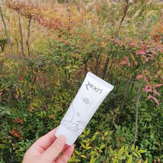 렉스리 데일리 톤업 크림 Rexri Daily Tone Up Cream — 5점을 준 리뷰어가 2022년 10월 올린 사용 사진