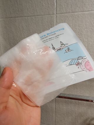 세뚜아(Cettua) [세뚜아] 모이스처 밸런싱 페이셜 마스크 Cettua Moisture Balancing Facial Mask 5매 — 5점을 준 리뷰어가 2023년 12월 올린 사용 사진
