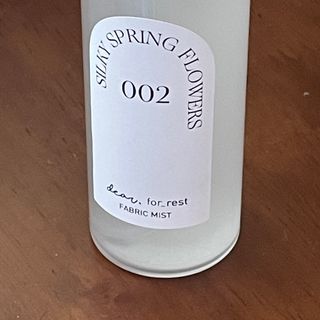 디어포레스트 [5개세트] 숲속의 하루 패브릭미스트 (섬유향수/ 룸스프레이) 50ml 5개 — 5점을 준 리뷰어가 2022년 9월 올린 사용 사진