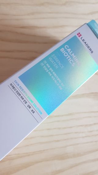 리더스코스메틱 리더스 카밍 바이오틱스 에센스 워터 — 5점을 준 리뷰어가 2021년 6월 올린 사용 사진
