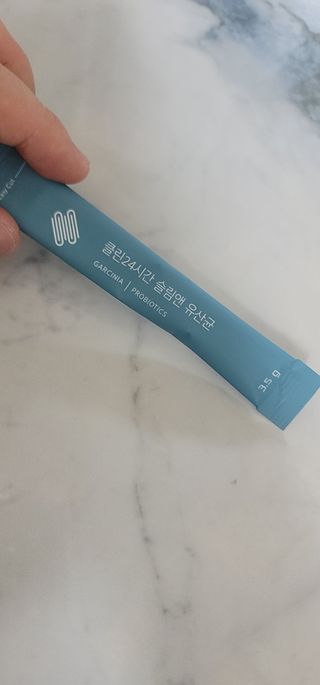 클린24시간 슬림앤유산균 1박스 (3.5g X 15포) — 5점을 준 리뷰어가 2023년 5월 올린 사용 사진