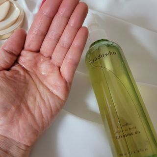 스킨큐어 산다화 순한 클렌징 동백 오일 200ml — 5점을 준 리뷰어가 2023년 3월 올린 사용 사진